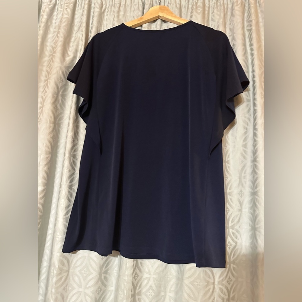 Susan Graver Women’s XL Liquid Knit Navy Blue Silver Hardware Blouse Top Flutter - Picture 2 of 4